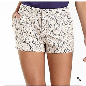 I love Ronson lace shorts size 6 women's white